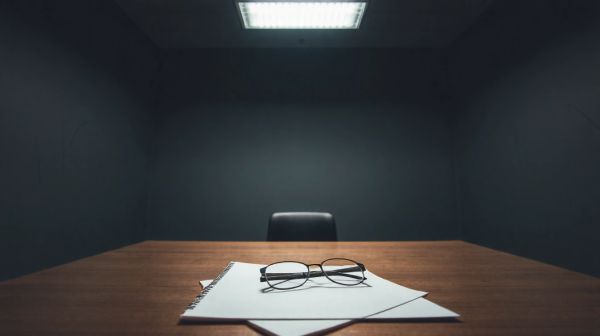 7 stratégies pour repérer des signaux agents cachés