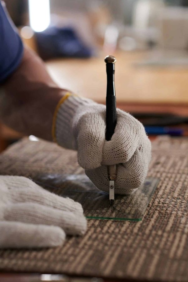 Vitrier en Bretagne : votre professionnel de confiance pour les soucis en vitrerie